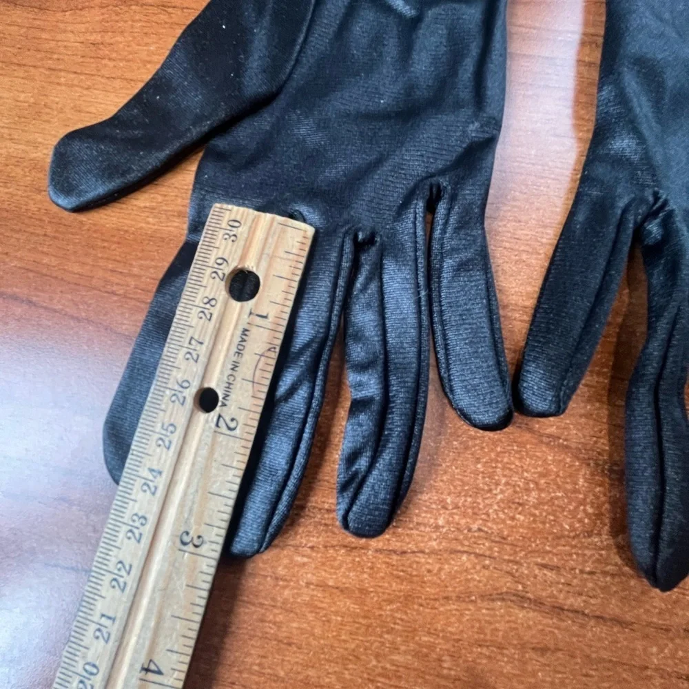 Long Black Nylon Gloves Opera Size UNI